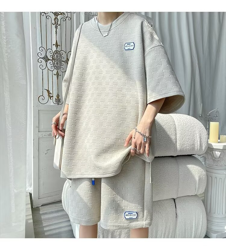 Costum sport casual pentru bărbați, stil nou de vară, costum din două piese, guler rotund, vrac, mătase de gheață, cu mânecă scurtă, trend_voghion.com