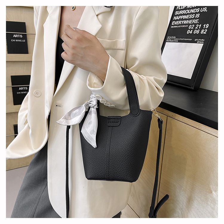 Korean popular 2024 new handbag, mother silk scarf, bucket bag, high-end versatile single shoulder simple crossbody bag_voghion.com