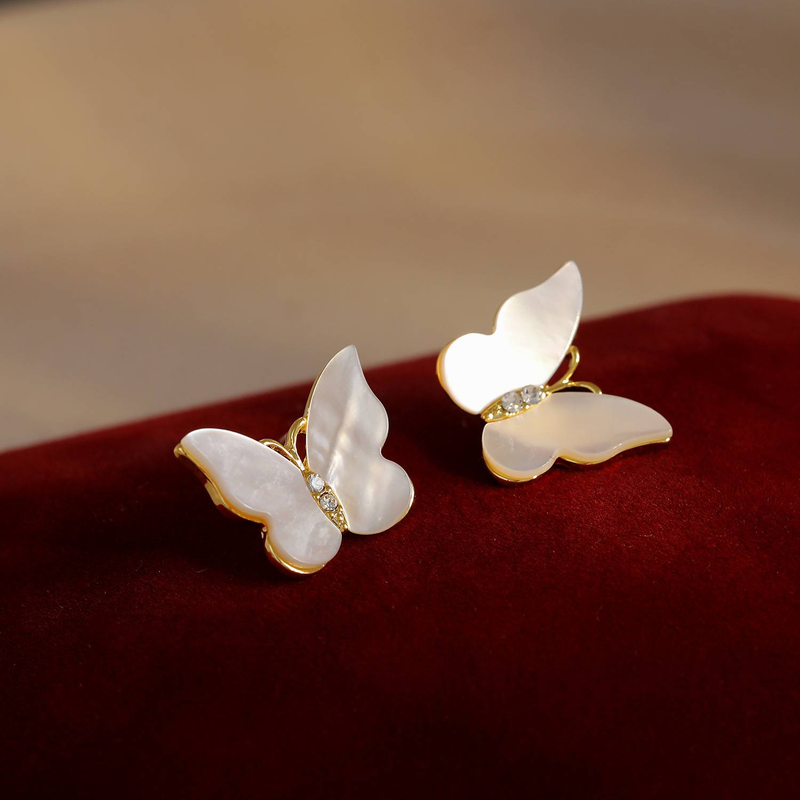 Damenschmuck Weiße Perlmutt Schmetterling Ohrringe Nischendesign Leichtes Luxus Muschel Temperament Einfache Ohrringe 925 Silber Nadel Schmuck_voghion.com