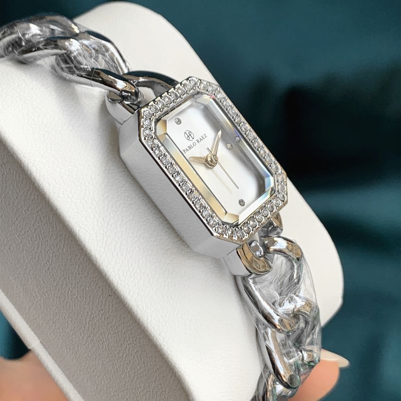 Mode Damenuhr Retro Leichte Luxusmode Kleine Golduhr Nischenquarzuhr Strass Ins Wind Temperament Vielseitig_voghion.com