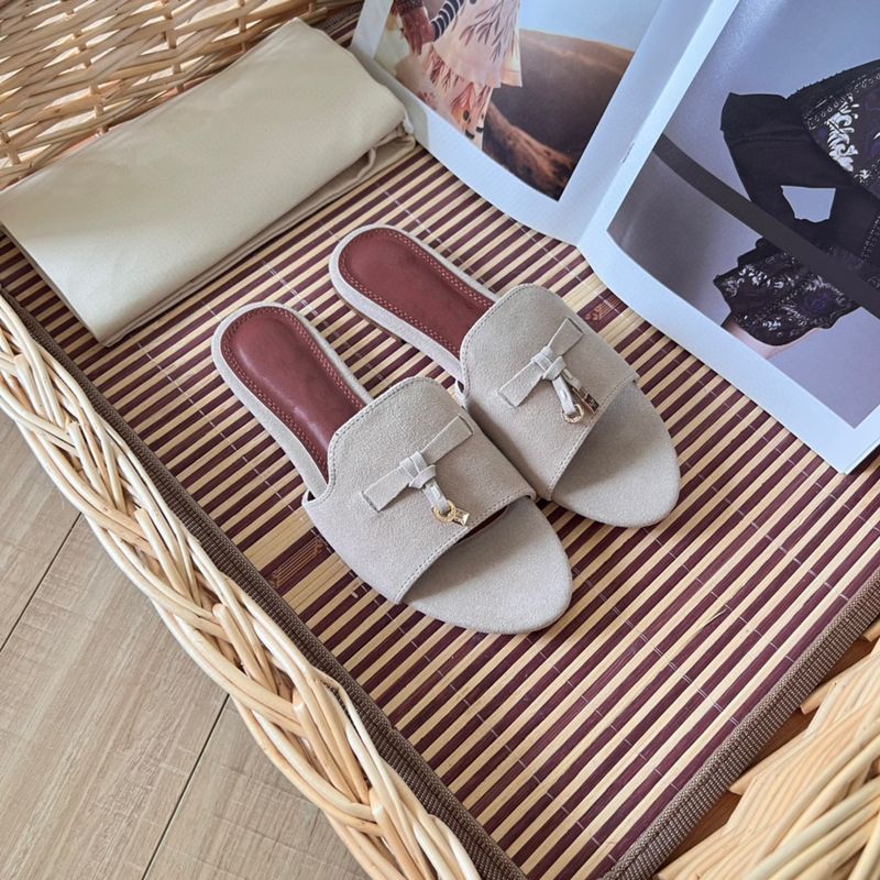 LP One Word Slippers For Women 2024 Summer New Style Tassel Leather Versatile Lazy Flat Bottom Open Toe Casual Outerwear_voghion.com