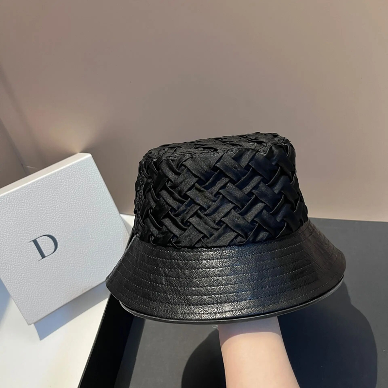 Cappello a secchiello con tesa in pelle di alta qualità, moda, pieghettato, piccolo profumo, leggero, leggero, cappello da bacino, cappello casual da donna
_voghion.com