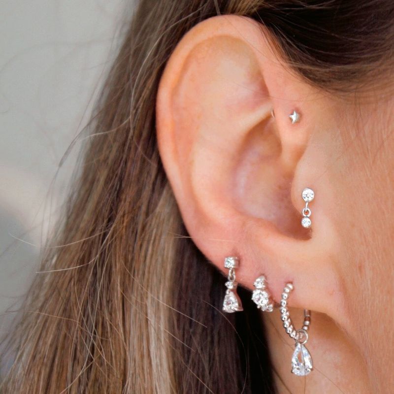 Y2K Nelkenohrringe für Frauen, gefertigt aus zartem Min-Schmuck aus Knorpelgewebe. Ohrringe, Modeschmuck,_voghion.com