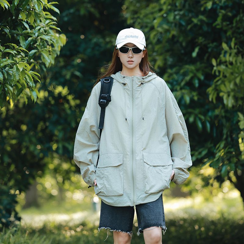 Unbeatable Quality IZEXX Trendy Brand Spring And Summer Outdoor Sunscreen For Men, UPF50+UV Resistant Breathable Solid Color Couple Top_voghion.com