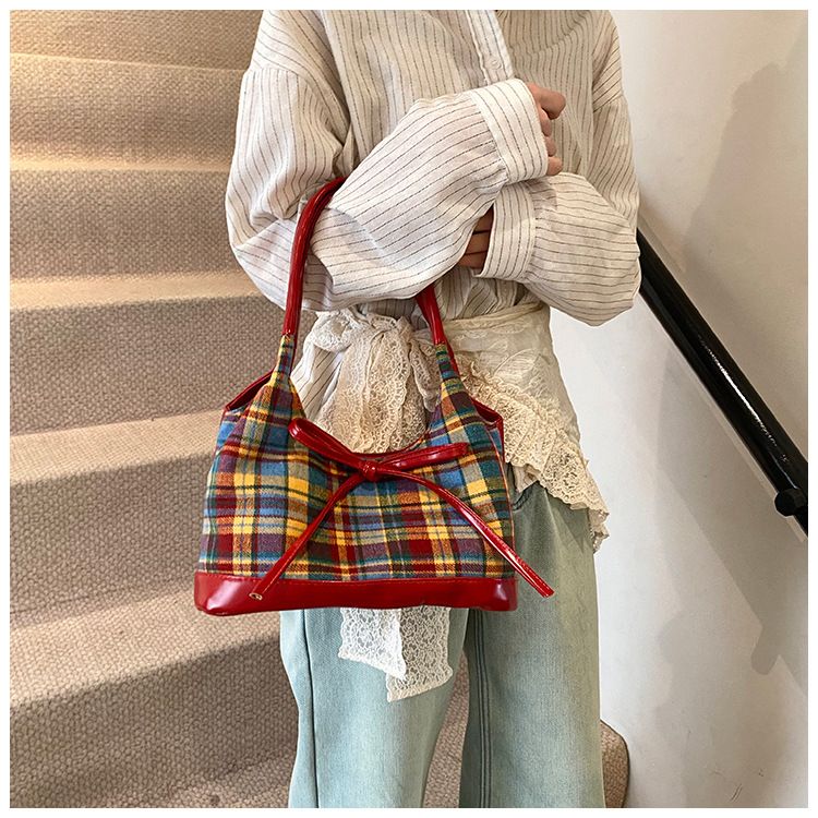 Borsa a tracolla grande ed elegante con tracolla staccabile, borsa a mano spaziosa per lavoro e viaggio, con motivo a quadri a blocchi di colore, per donna_voghion.com