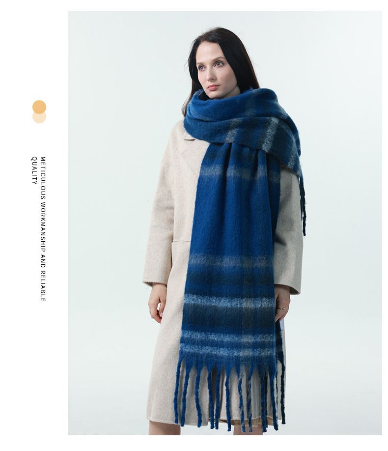 Herbst- und Winteratmosphäre Schal Mode Quaste Imitation Kaschmir Schal Damen Outfit_voghion.com