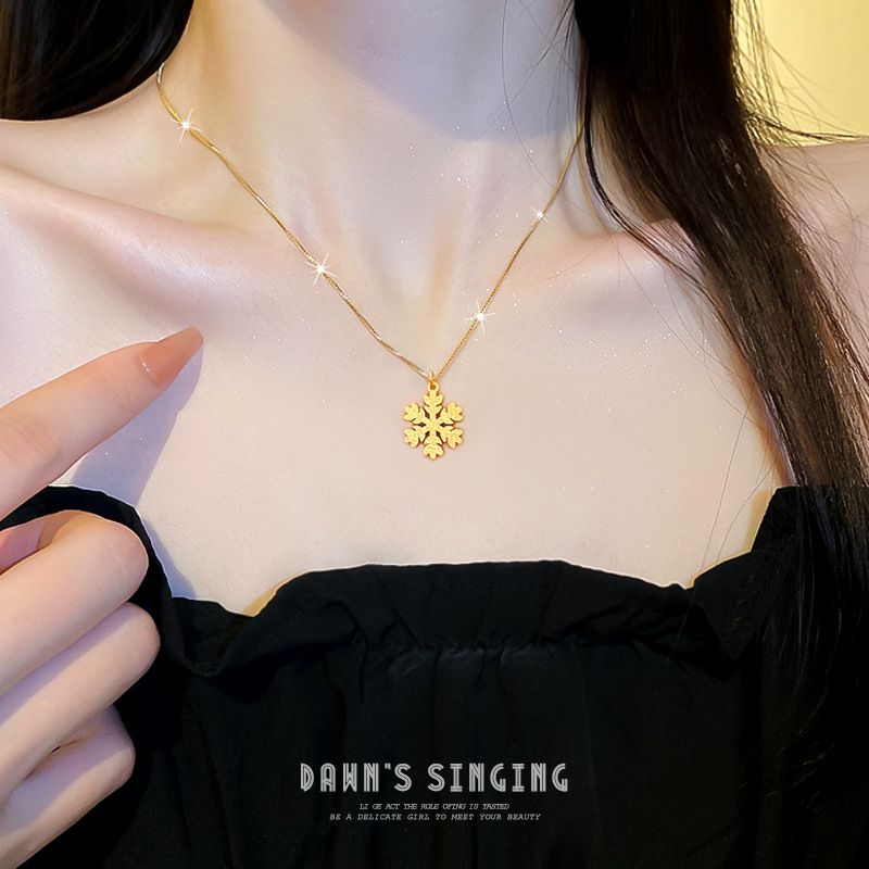 【 Full Body Titanium Steel 】 Snowflake Fluttering In A Minimalist Wind Furnace, Real Gold Necklace For Women, Ins Mesh_voghion.com