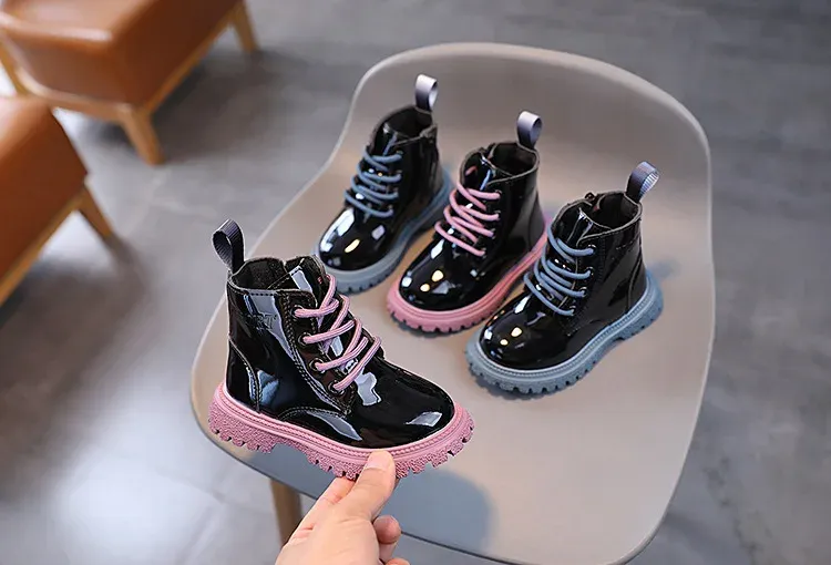 Stivali alla moda per bambini Autunno/Inverno Bambini Stivaletto singolo Stile britannico Solido Tutto-fiammifero Scarpe belle per ragazzi e ragazze_voghion.com