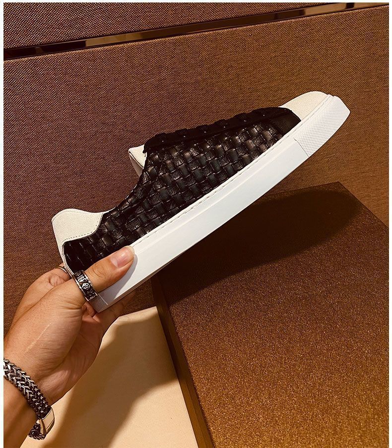 Herrenschuhe Sommer neue atmungsaktive Low-Top-Freizeitschuhe Herren trendige koreanische Version verschleißfeste All-Match-Weißschuhe Herren_voghion.com