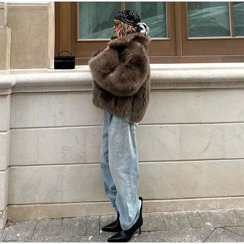 Mode Verdicken Warme Flauschigen Pelzigen Mantel Frauen Lange Sleeveshort Fuchs Pelz Oberbekleidung 2024 Chic Dame Straße Jacke_voghion.com