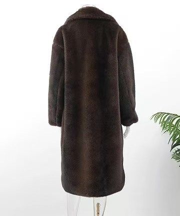 Luxuriöser Kunstpelzmantel – Lange vegane Lammfelljacke (S/M/L, Streetstyle mit hohem Kragen)_voghion.com