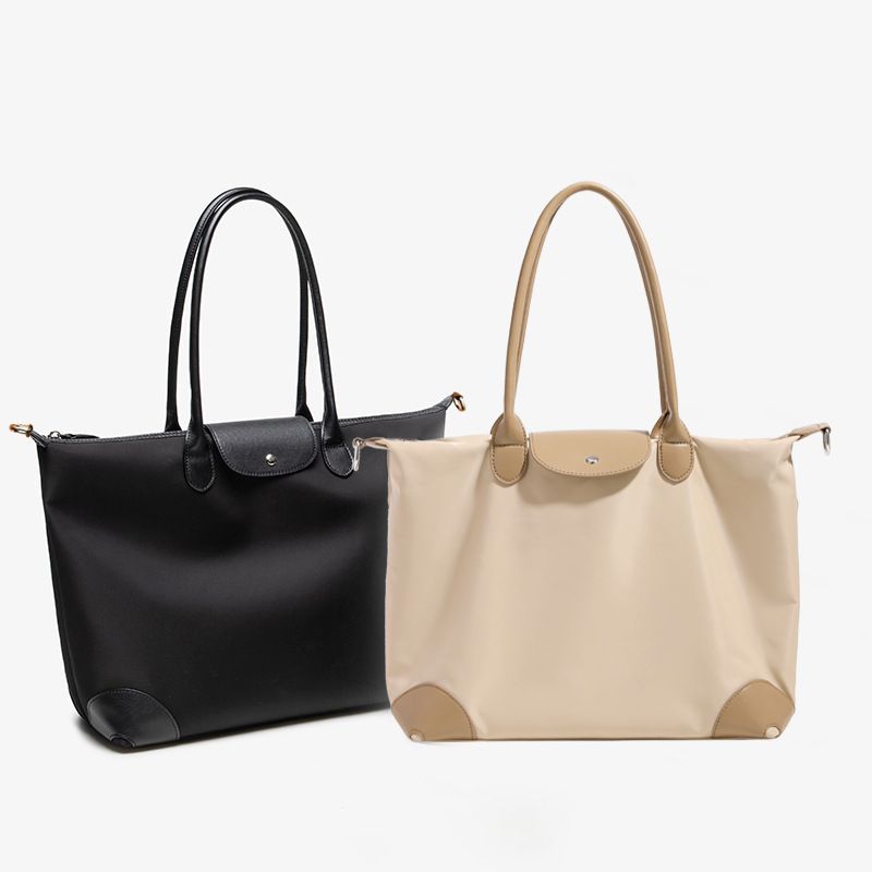 Dumpling Bag, damesaktetas, luxe uitstraling, grote crossbodytas, forenzentas_voghion.com