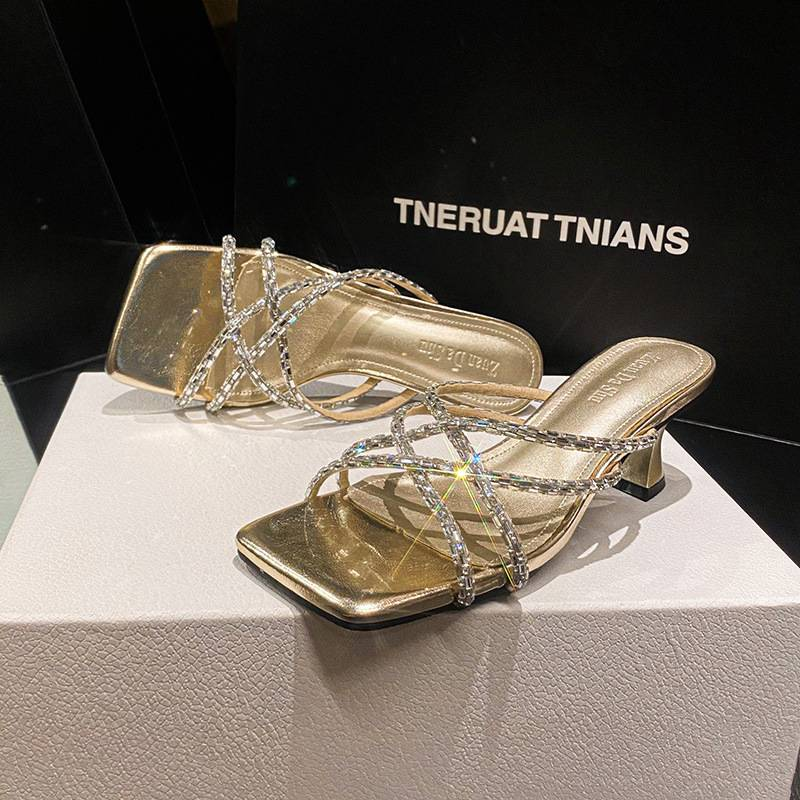 Sandales à lanières pailletées pour femmes – Chaussures à talons carrés et bout ouvert d'inspiration française pour robes (noir/or/argent)_voghion.com
