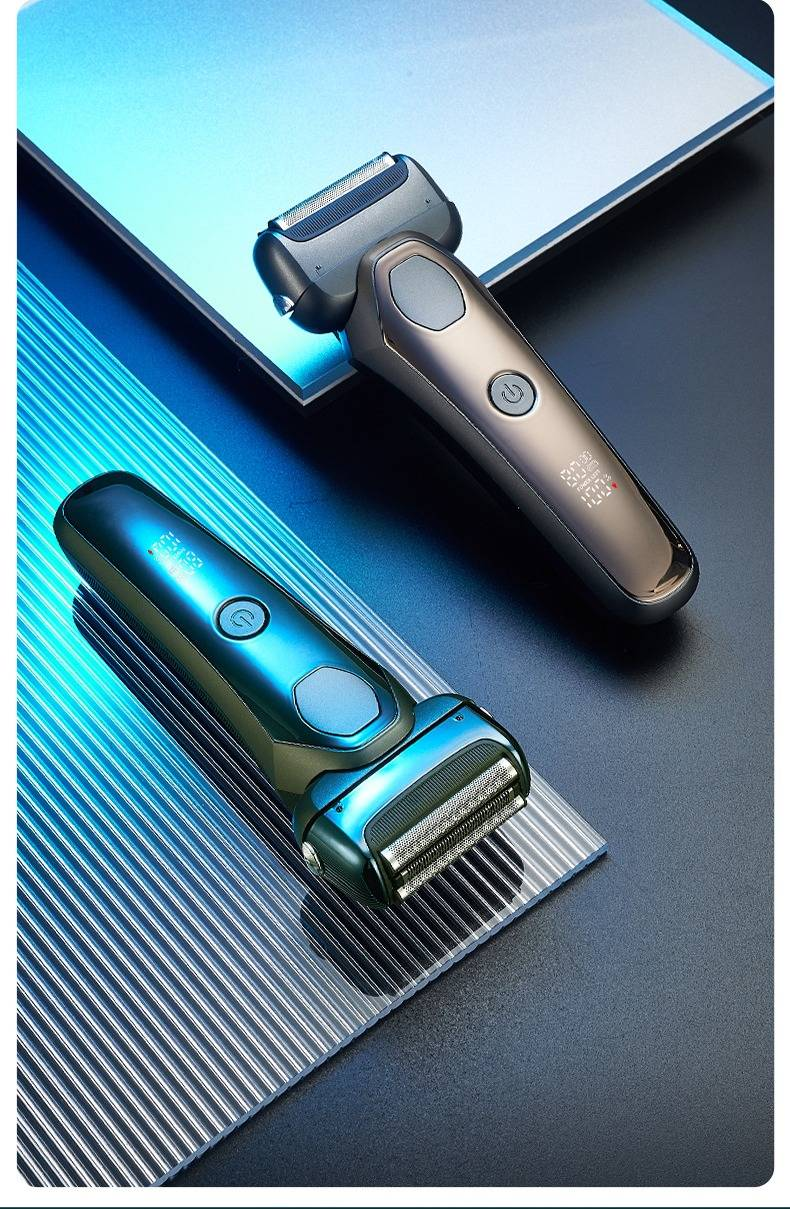 Reeboo LED Ekranlı, 3 Yüzer Bıçaklı, Hızlı Şarjlı, IPX7 Su Geçirmez, Erkekler İçin Taşınabilir Seyahat Tıraş Makinesi_voghion.com