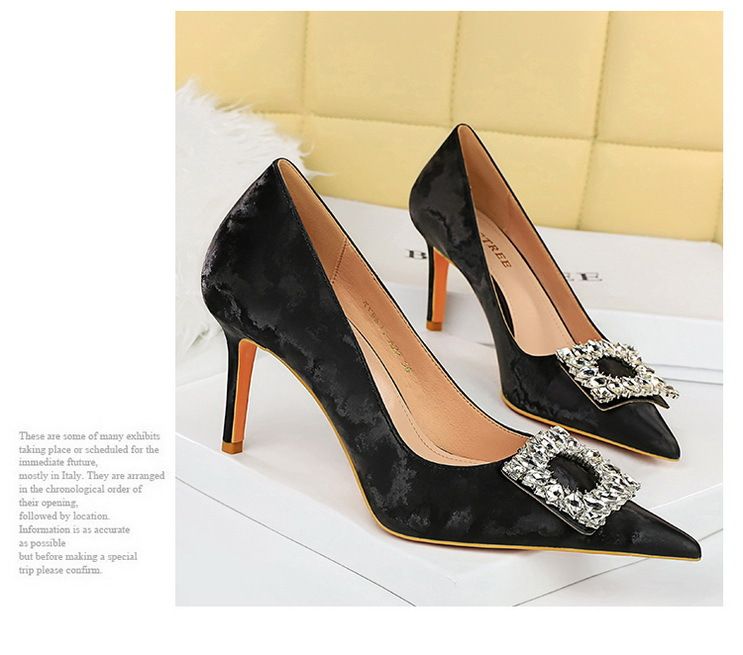 18249-A5 Style Banquet Slim Fit Women' With Thin High Heel, Shallow Mouth, Pointed Metal Rhinetone Button Single_voghion.com