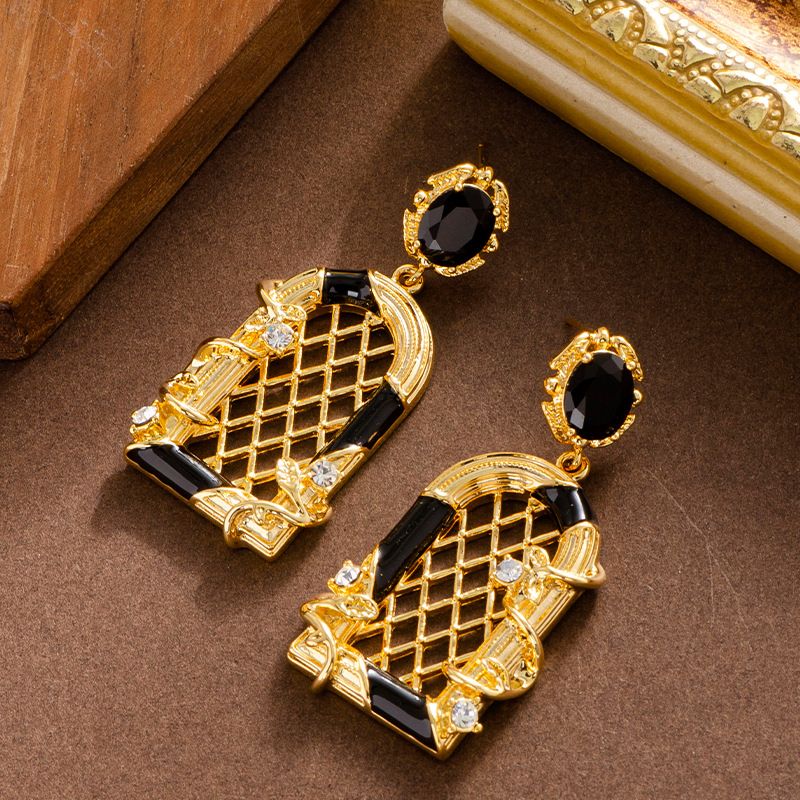 Gabbia per uccelli ad arco intarsiata con olio a goccia, stile antico francese, di lusso, leggera, per la moda femminile, dal temperamento esagerato_voghion.com