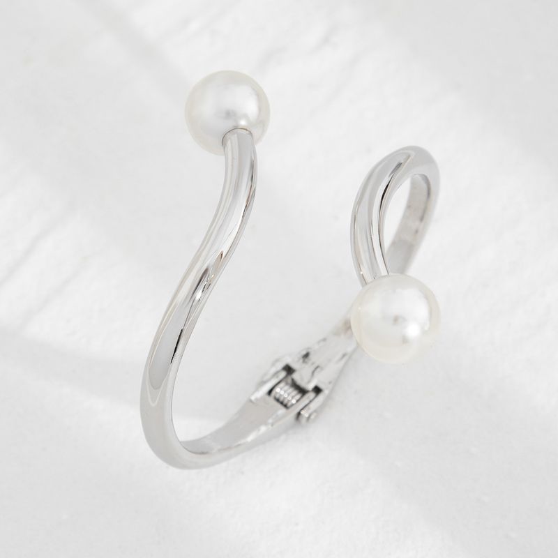 Simple And Elegant Irregular Metallic Bracelet With A Fashionable Feel Pearl Opening Spring Bracelet_voghion.com