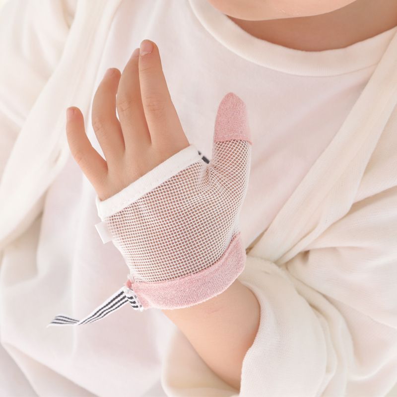Babys körperliche Anti-Ess-Hand-Handschuhe Daumen Babys Hand-Ess-Hand-Ess-Handschuh Kind Hand-Ess-Sucht Kind Finger-Beiß-Handschuhe_voghion.com