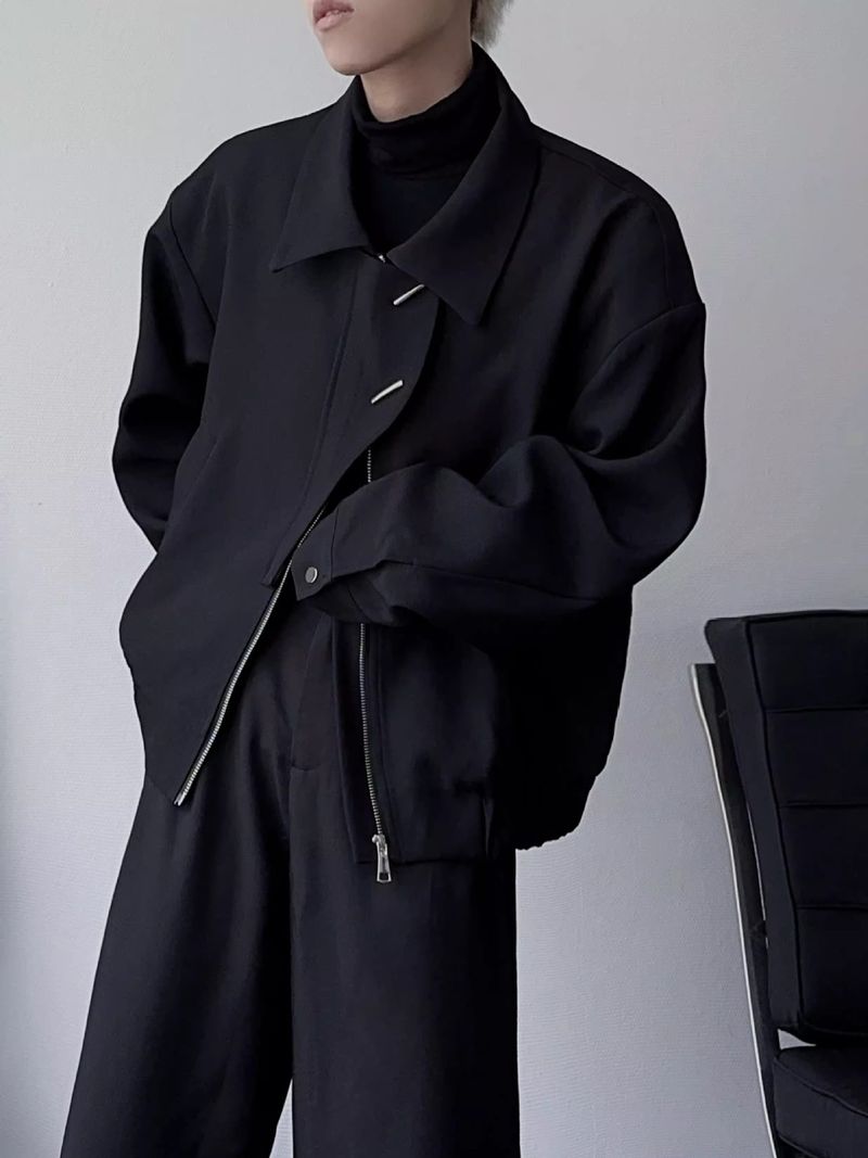 2025 Spring/Autumn New Loose Dark Style Design Wide Shoulder Flying Jacket For Men, Simple And Fashionable Flip Collar Short Long Sleeve Jacket_voghion.com