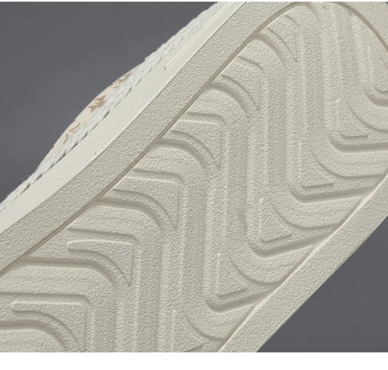Canvas with one foot for men, spring flat bottomed anti slip white, summer breathable, lazy fisherman, sports and_voghion.com