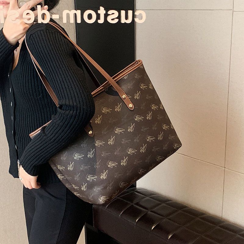 Beibei Shangpin 2032 Autumn/Winter New Women's Trendy and Fashionable flower Shopping Large Capacity Tote Shoulder_voghion.com