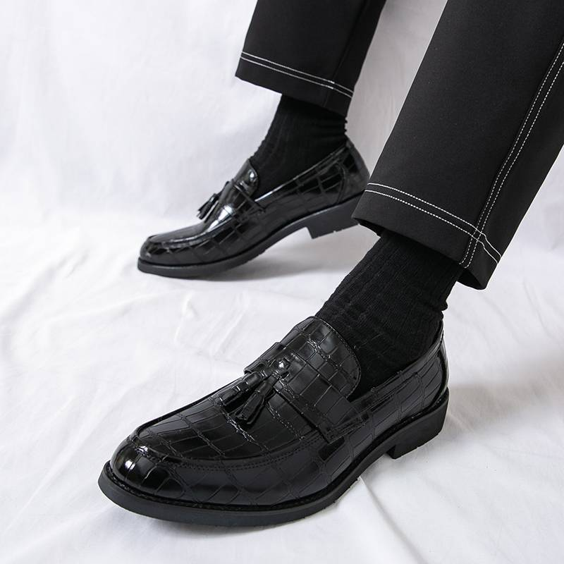 Neue Mode aus echtem Leder Quaste Business Casual Loafer Schuhe für Männer Schwarze Business Formale Lederschuhe für den täglichen Büro Casual Herrenschuhe für Dr_voghion.com
