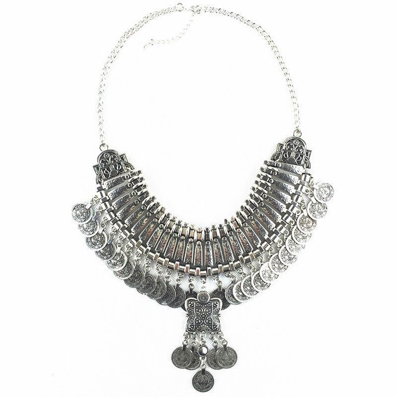 Collier avec pendentif en forme de pièce de monnaie multicouche classique à la mode exagérée avec plumes en chaîne_voghion.com