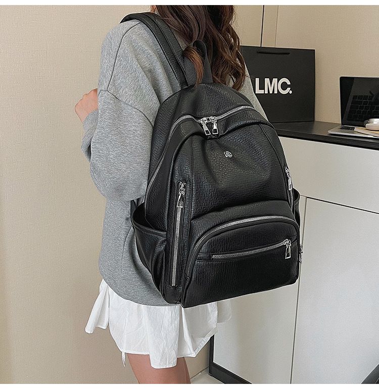 Leichter Rucksack mit großem Fassungsvermögen für Reisen und Uni – wasserdichtes PU-Material, minimalistisches Design mit Reißverschluss, strapazierfähiges Polyesterfutter_voghion.com