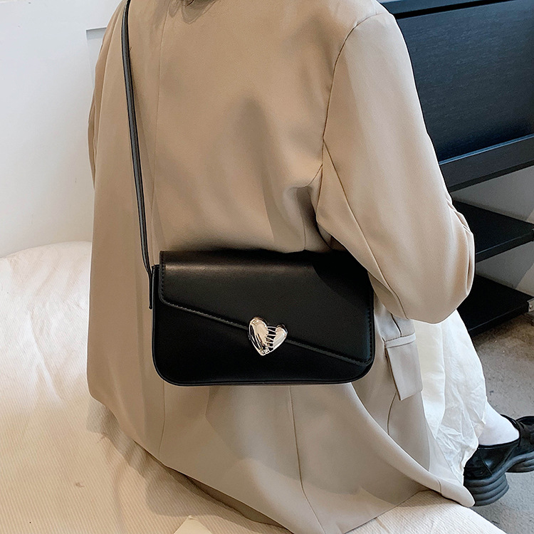 Nische Design Silber Kleine Tasche Frauen 2023 Neue Mode Schulter Kleine Quadratische tasche sommer ins textur Messenger tasche_voghion.com