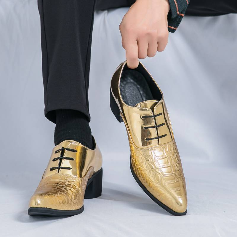 Neue Mode Herren High Heel Spitzschuh Golden Business Lederschuhe Schnürung Nachtclub Modenschau Trend Europäische und amerikanische Herrenschuhe_voghion.com