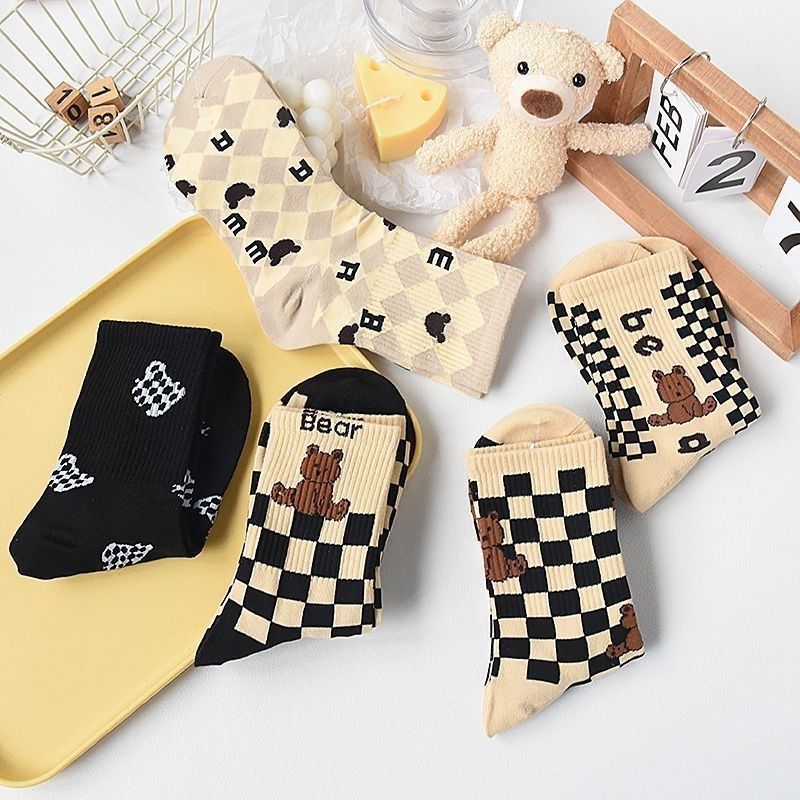 Nuovo orso per donna, calzini a metà polpaccio senza cuciture a quadri, stile autunnale carino Mori di alta qualità, versione coreana_voghion.com