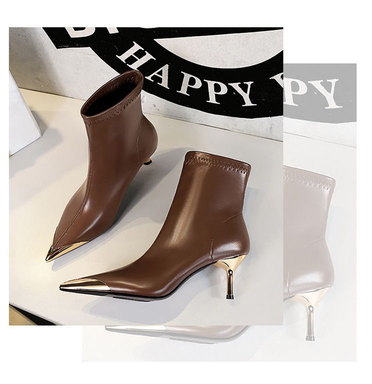 319-A11 Versione coreana Semplice Autunno e Inverno Nuovo Lusso Leggero da Donna con Tacco Medio Sottile, Testa di Ferro Appuntita in Metallo_voghion.com