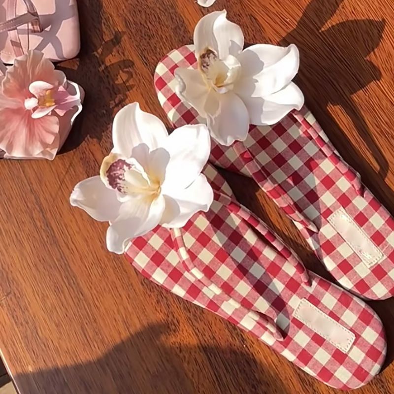 Chaussures de style bohème pour les vacances, style Phalaenopsis, boucle, tempérament doux, fleur, voyage, photo, grotte, sandales, accessoires pour femmes_voghion.com