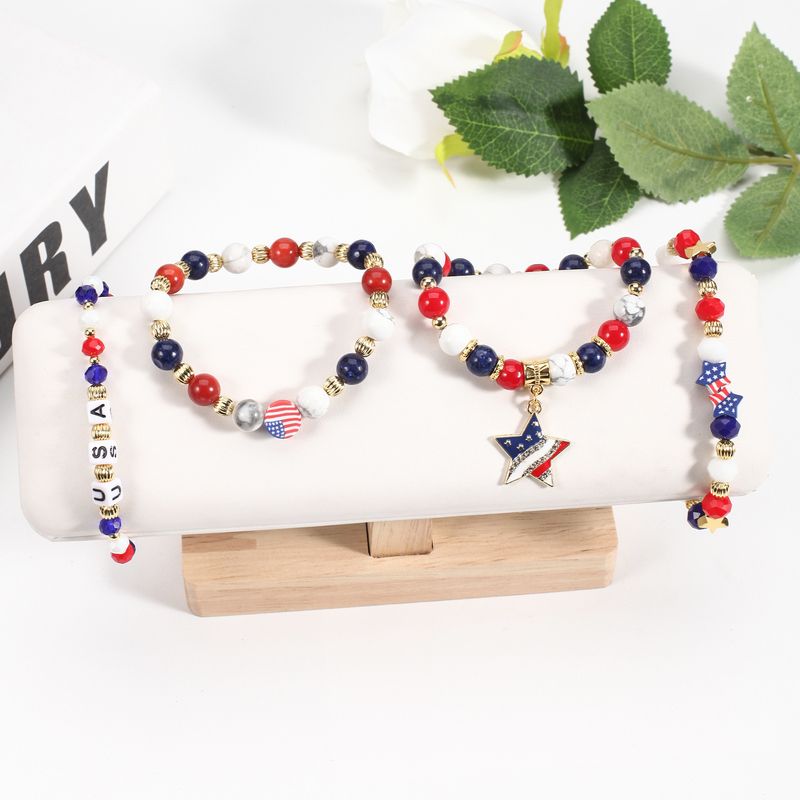 Handgefertigtes patriotisches Perlenarmband mit Natursteinen – USA-Flagge und Stern-Design – Unisex-Schmuck für Männer und Frauen, Größenverstellbar, Fünfzackiger Stern_voghion.com