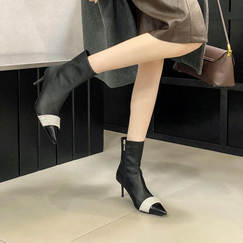 Herbst und Winter Neue Strass-Riemen Dünne Fersenstiefel Spitzkopf Vielseitig Mode Elegant Trend Lässig Täglich Tragen Bequem Leicht_voghion.com