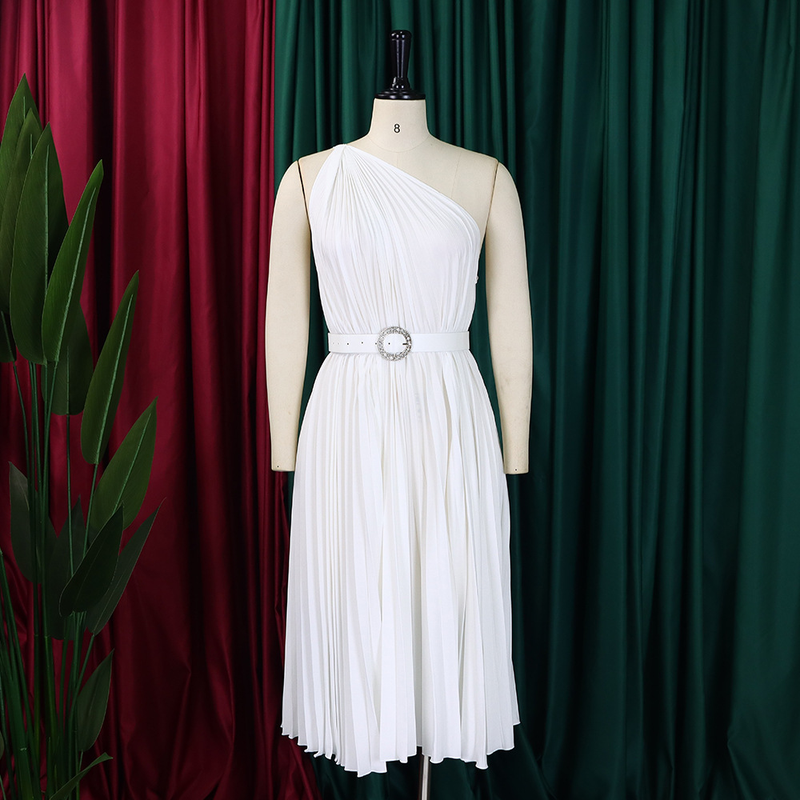 Women's with belt new fashion temperament slanted shoulders solid color pleated skirt hem _voghion.com