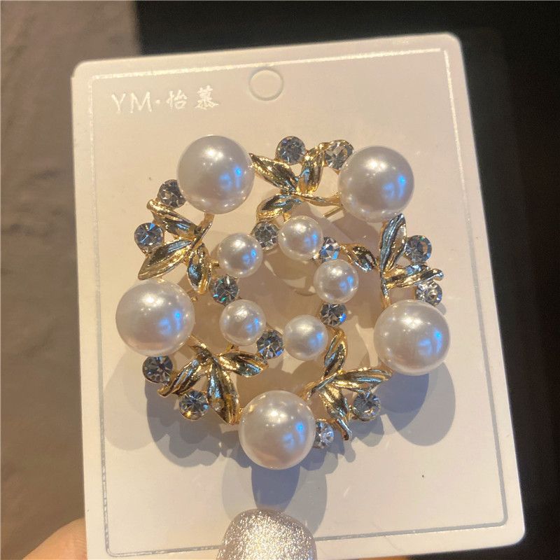 Brooch High-end Women's Accessories Fixed Clothes Cute Buckle Luxurious Cardigan Pin Elegant Sweater Suit_voghion.com