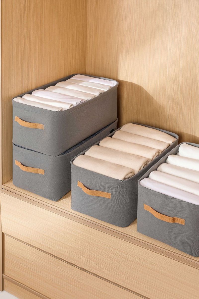 Lillian Factory Direct Kleideraufbewahrungstasche aus Vliesstoff für Studentenwohnheime_voghion.com