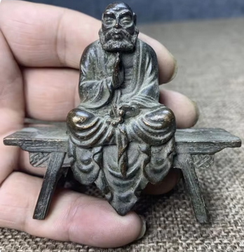 Colección Miscelánea Banco Antiguo Estatua de Buda Damo Adornos Pequeños de Buda Gratis Adornos Decorativos para el Hogar_voghion.com