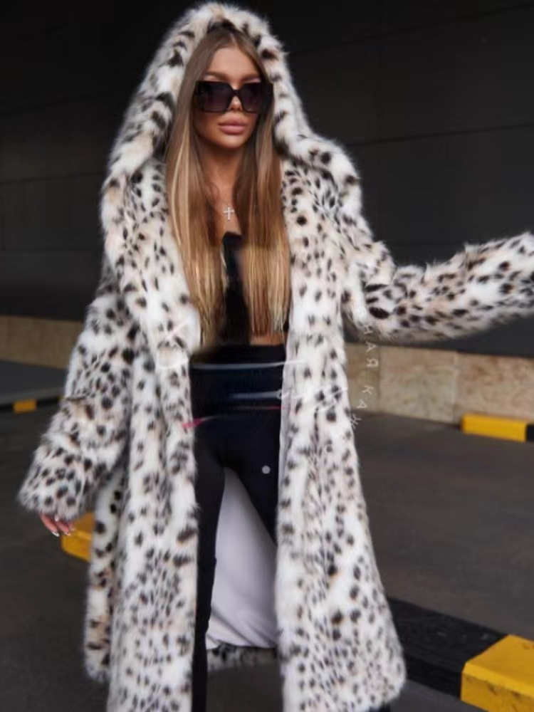 Cappotto lungo in pelliccia sintetica da donna con cappuccio leopardato - Giacca invernale di lusso per uno stile street audace (nero/bianco e giallo/nero, dalla S alla XXL)_voghion.com