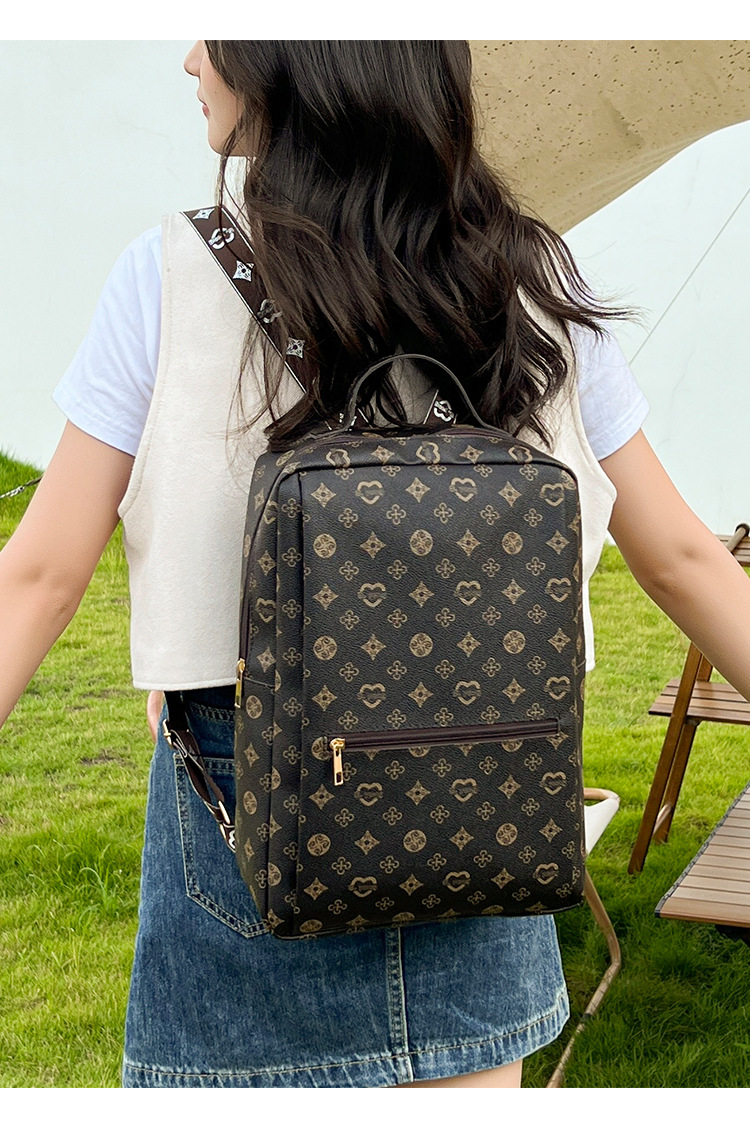 Hot Selling New Printed Backpack in Europe and America Fashionable and Casual Versatile Large Capacity Backpack Unique Printed Bag Schoolbag for Girls_voghion.com