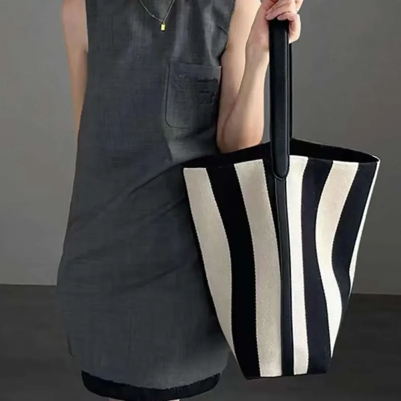Borse firmate di alta qualità, borse a tracolla da donna alla moda, a righe bianche e nere, di grande capacità, per lo shopping_voghion.com