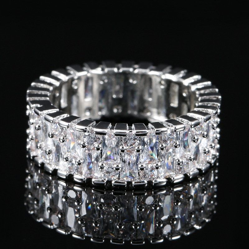 Gioielli alla moda Nuovo anello dinamico con doppio strato di zirconi_voghion.com
