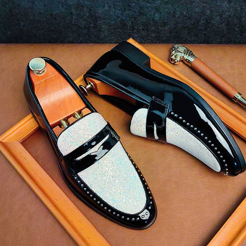 New Colored Banquet Dress Business Men's Shoes With One Foot Pointed Toe Casual Loafers Korean Style Trendy British Style Wedding Shoes_voghion.com