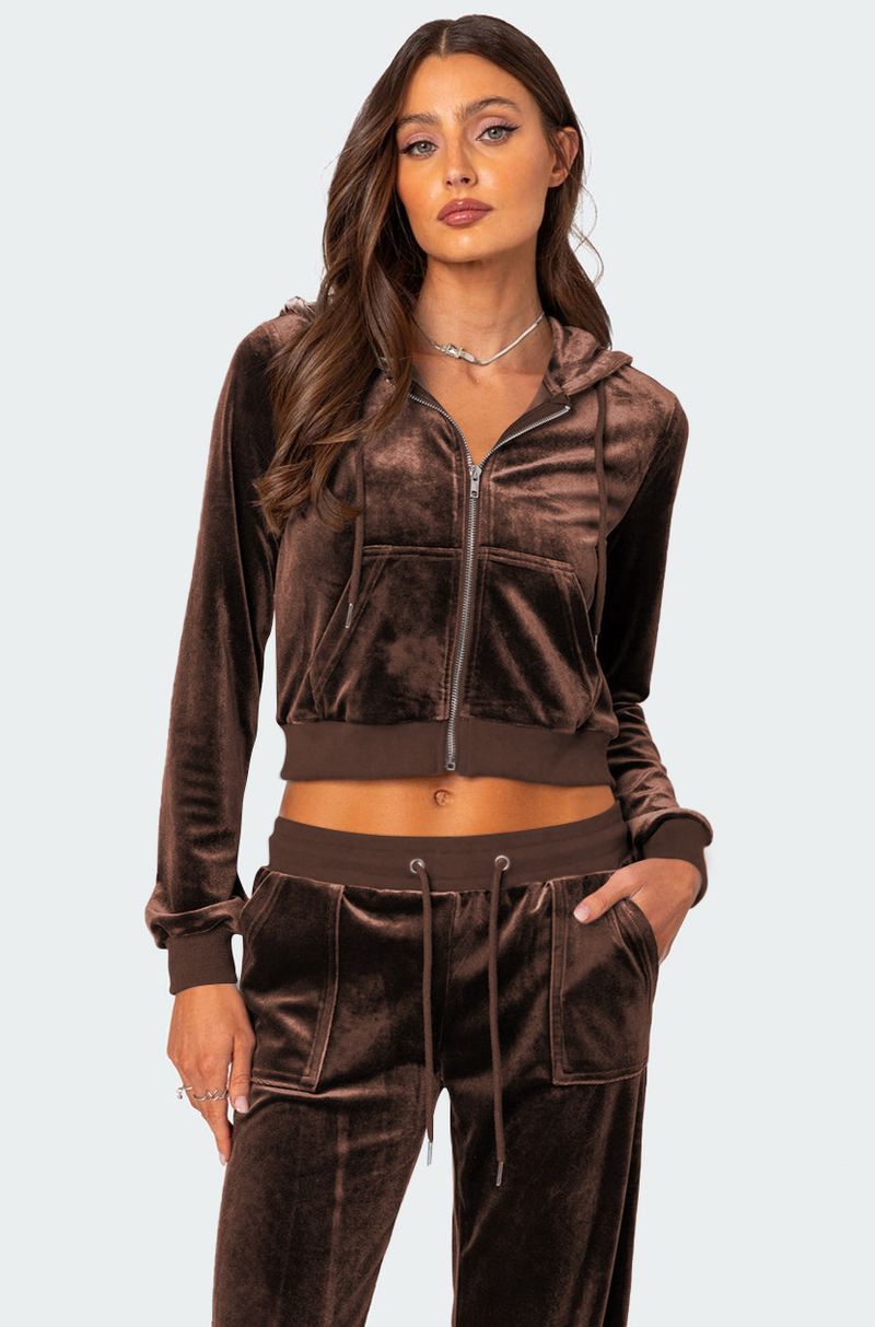 Completo sportivo da donna in due pezzi con cappuccio in velluto – Comodo outfit da salotto per l'inverno e l'autunno_voghion.com