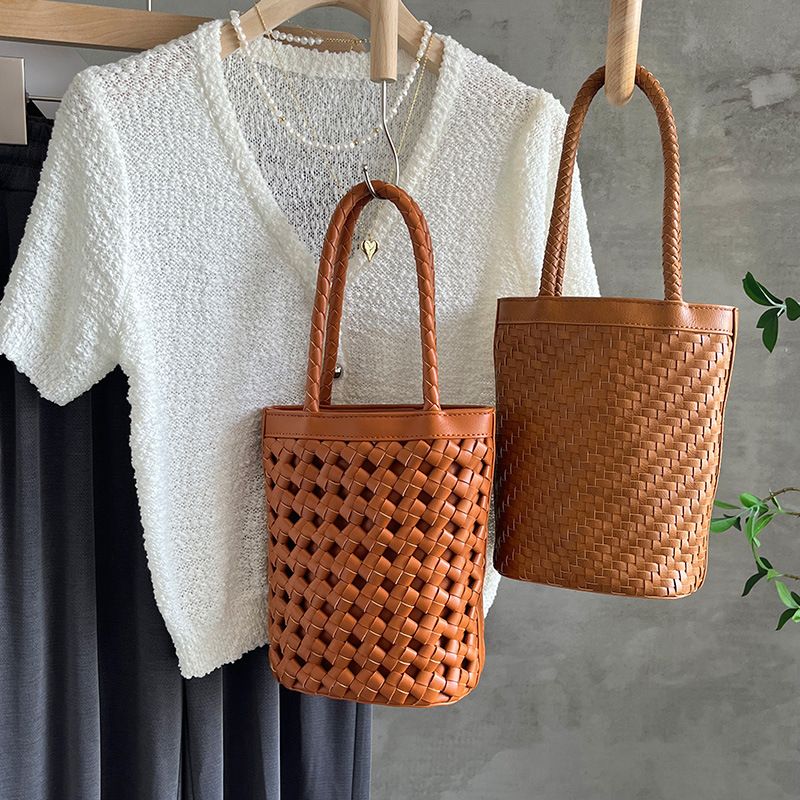 Handwoven Summer 2025 New French Style Handbag Niche Shoulder Tote Small Bucket Bag_voghion.com