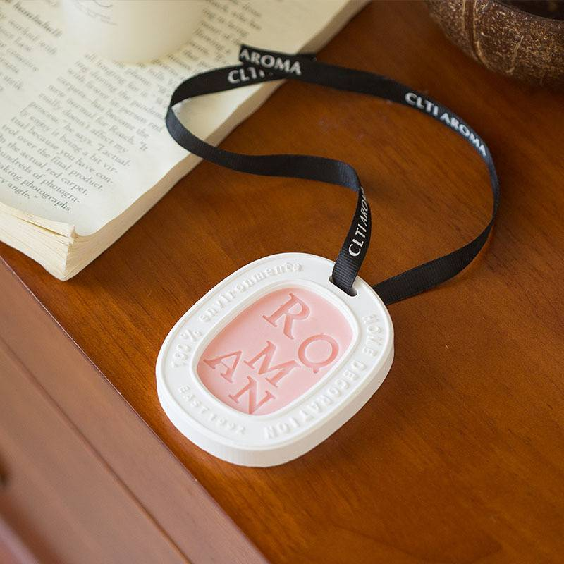 Profumo solido aromatico, profumo per auto, souvenir, ciondolo, profumo per auto, profumo per aromaterapia, gesso profumato senza fiamma e sicuro, scaglie di cera all'ingrosso per la casa e il guardaroba_voghion.com