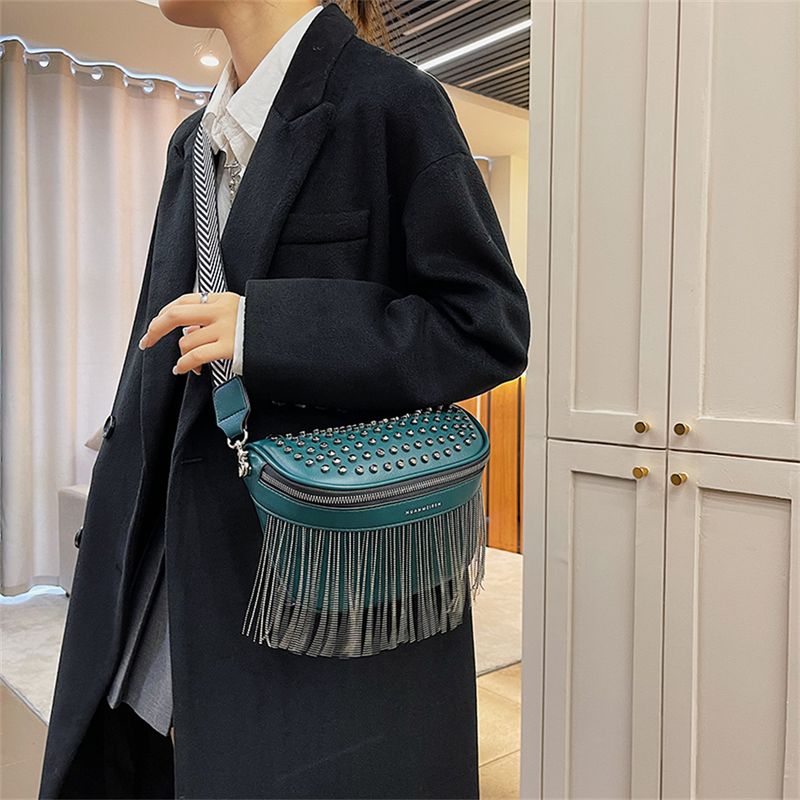 Luxus Frau Brust Mode Quaste Leder große Kapazität Crossbody Sling Frauen Taille Tasche Casual Niet Design Reise Sac_voghion.com
