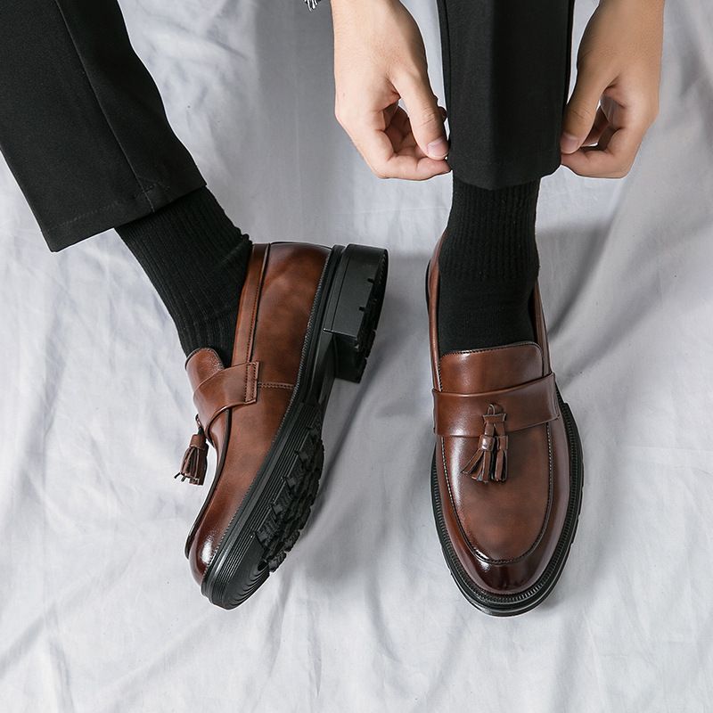 Qualità imbattibile Qualità imbattibile Scarpe da uomo in pelle con tacco spesso, stile casual, stile business, con nappine, con aumento di altezza, stile mocassini britannici in un unico passaggio_voghion.com