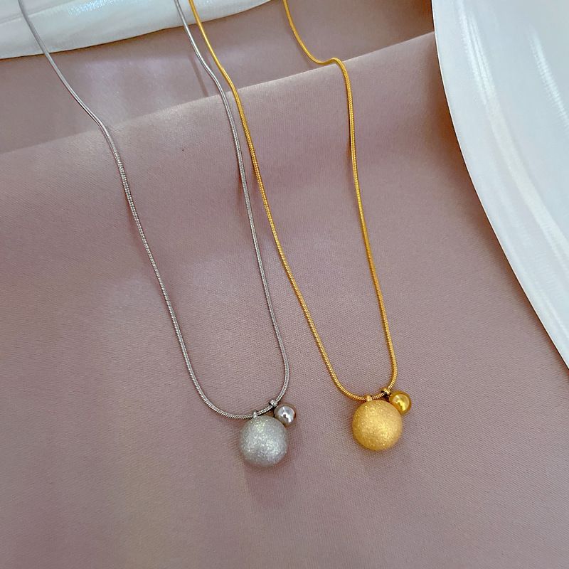 【Acciaio al titanio a corpo intero】 Collana in oro autentico estremamente semplice con fornace a sfera bipolare per donna, maglia rossa_voghion.com